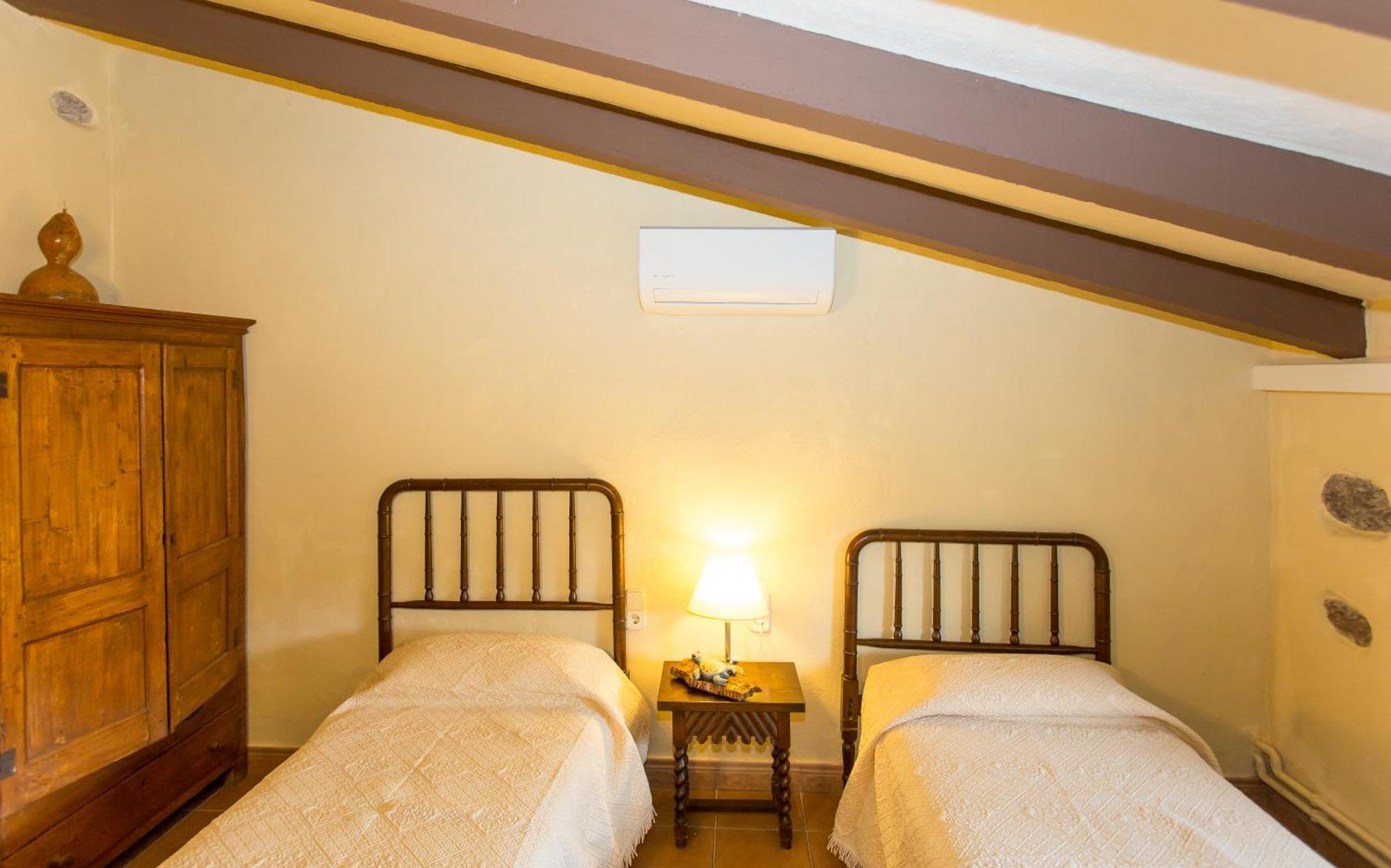 Turismo Rural Can Massot Darnius Exterior foto